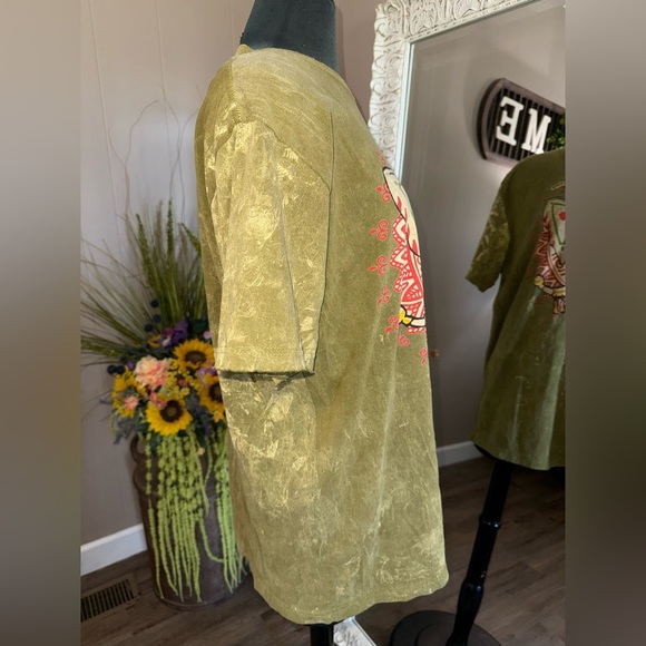 No Time • Elephant Tee - Picture 3 of 10